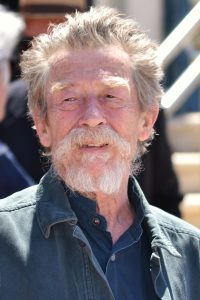 El Doctor Guerrero John Hurt